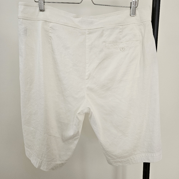 Eileen Fisher Shorts Size 16 White Walking NWT Linen Viscose Stretch Pockets - Picture 15 of 16